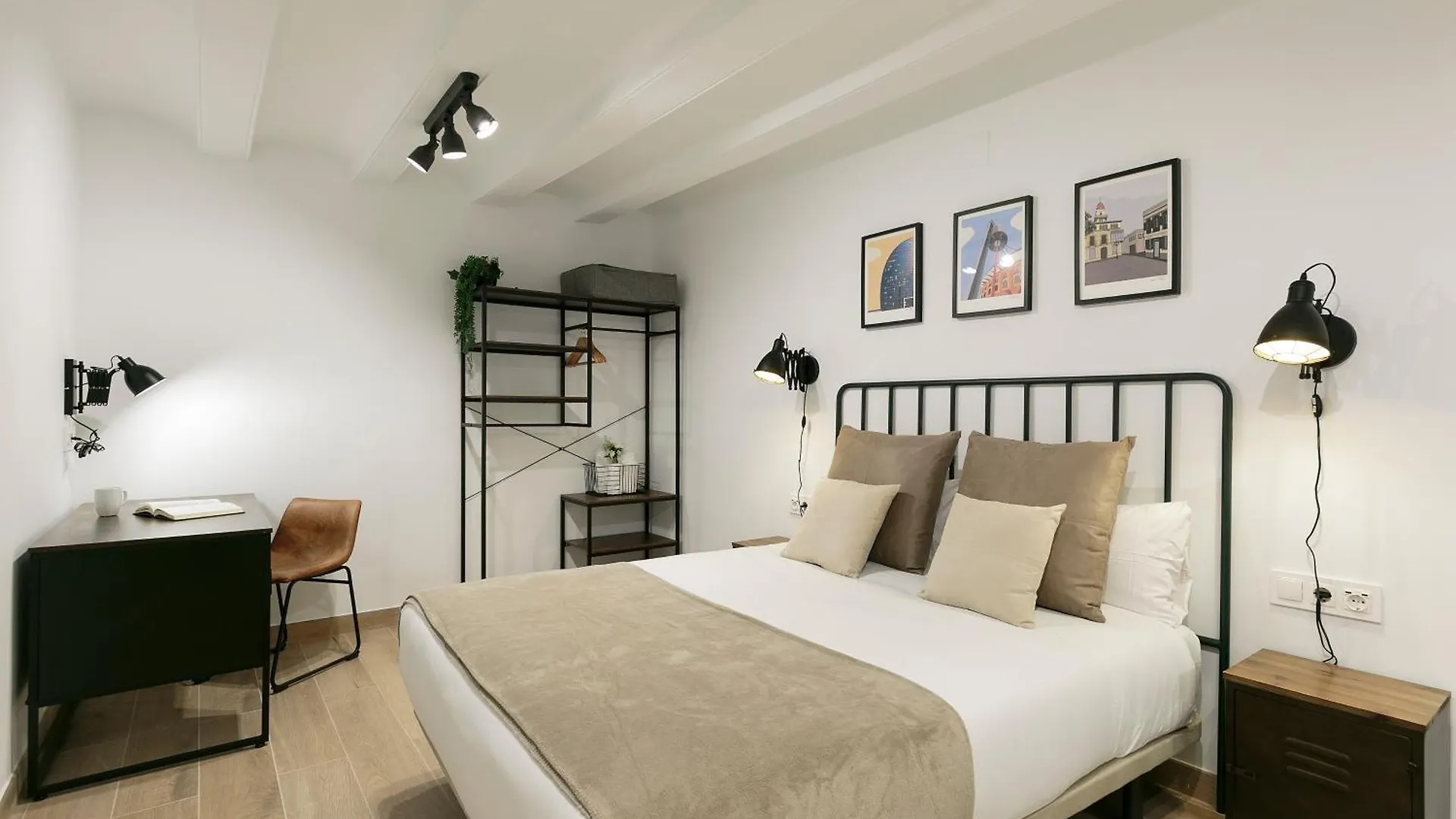 Keyfamily Loft Las Ramblas Barcelona 0*,  Spain